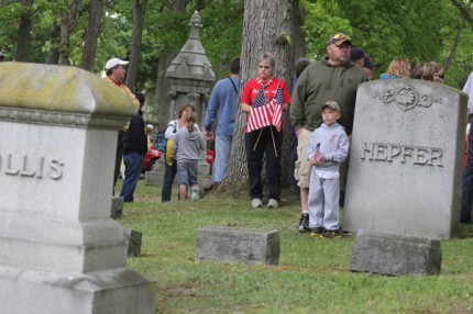 Scene from Oak Grove Cemetery before the Memorial Day service. 