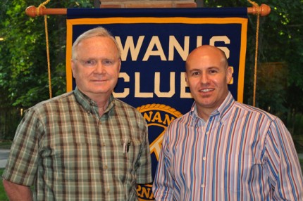 Kiwanis President Tom Ritter and Smokehouse 52 owner Phil Tolliver at a recent Kiwanis meeting.