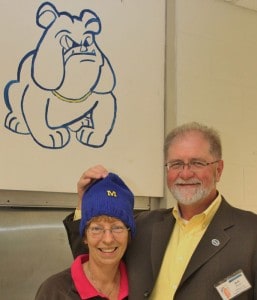 The food and conversation was great but I won a cool U-M winter hat made by Doris Walker of the Senior Center. Bob Pierce is helping me model it. I'm officially ready for winter.