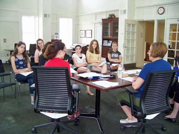 Chelsea District Library offers 'Reading with a Buddy' - Chelsea Update ...