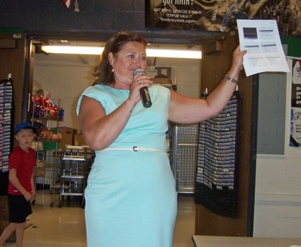 South Meadows Elementary School Principal Stacie Battaglia talks to parents and students at a recent orientation night. 